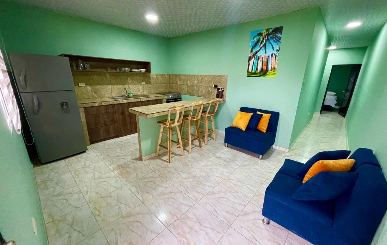 Hostal Tropicoco Hotell Playas Exteriör bild