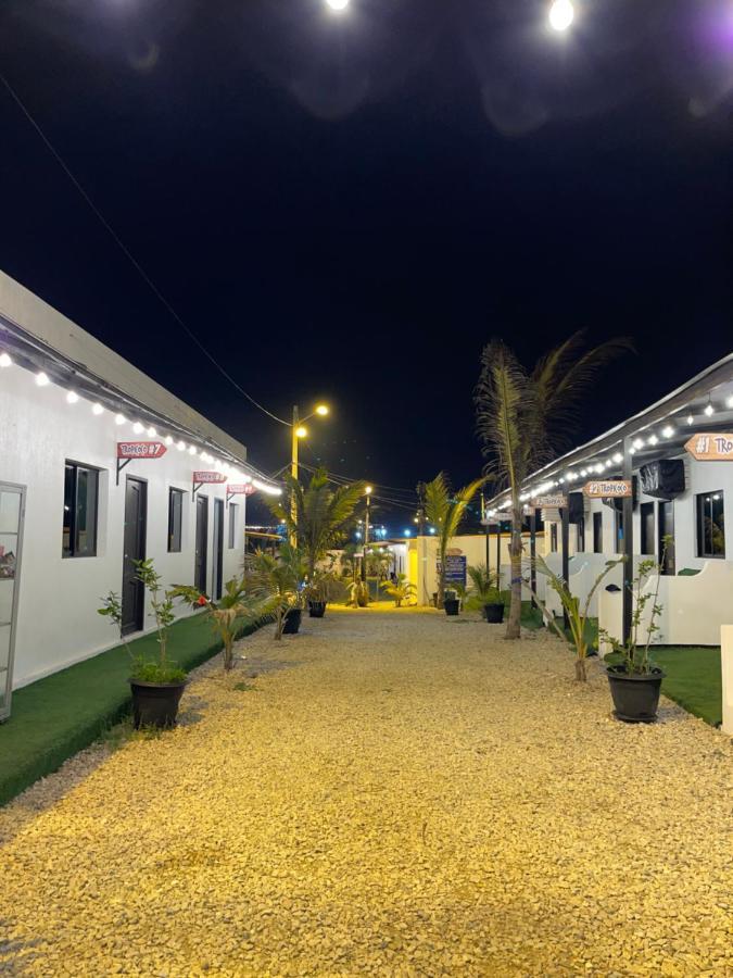 Hostal Tropicoco Hotell Playas Exteriör bild